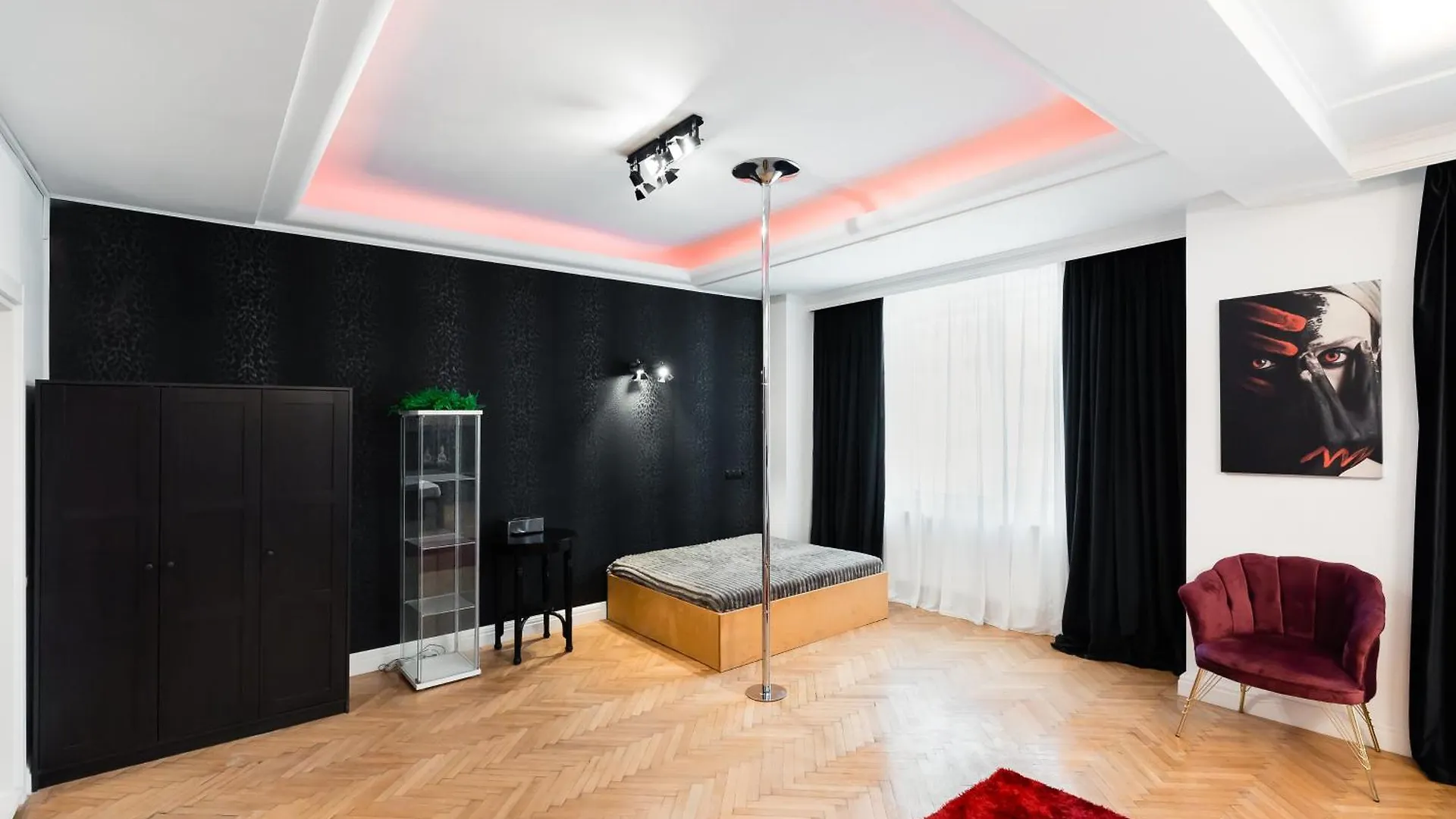 Central Studios In Piata Romana بوخارست 0*,  رومانيا